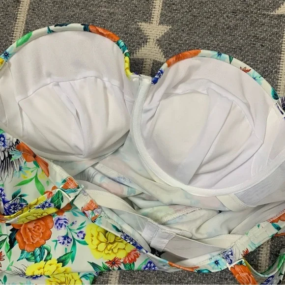 Torrid floral peplum swim top 1X - Picture 5 of 12